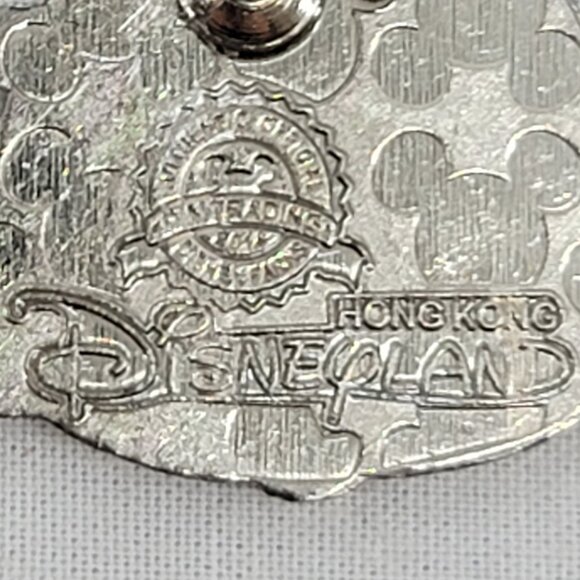 DISNEY Pin Trading ~ Disneyland Hong Kong ~ Safety Pin ~ Dale ~ 2015 - Picture 8 of 10